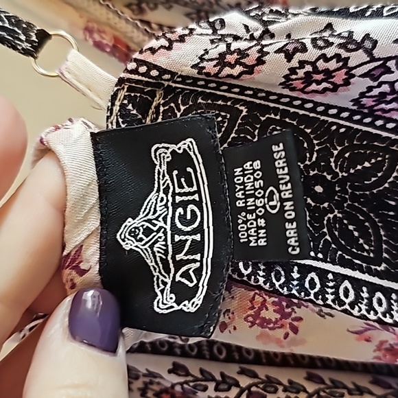 Dress - Picture 5 of 5